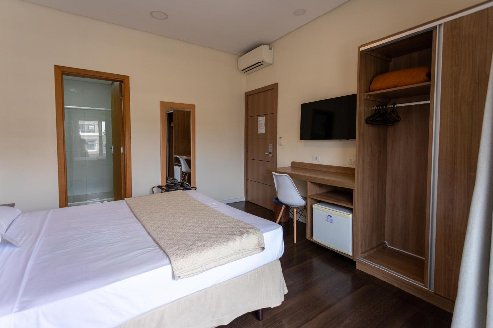 Hotel Amalia Sao Paulo Bagian luar foto